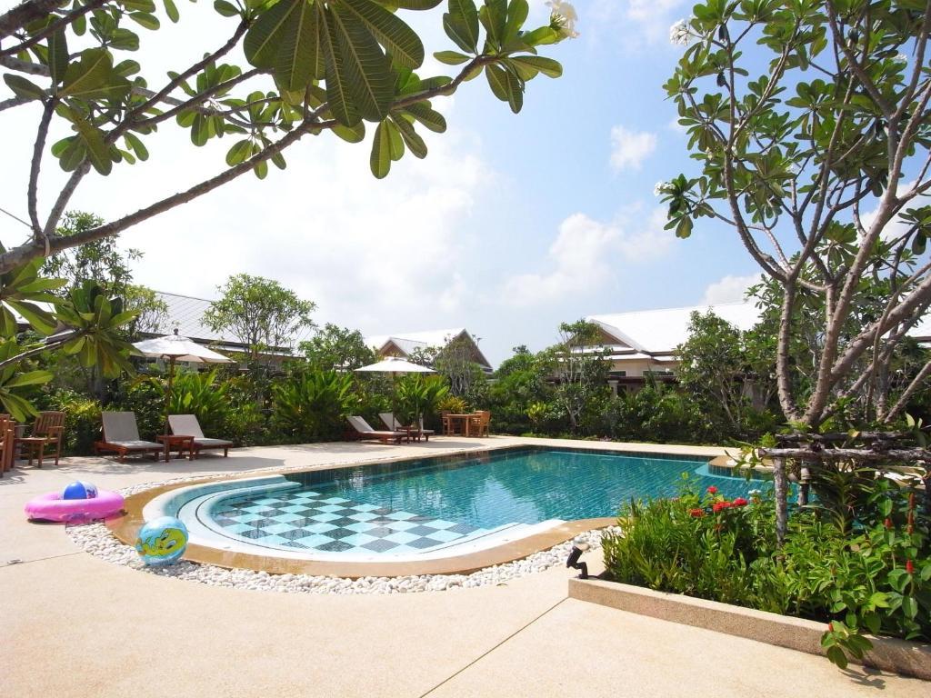 Tachawan Resort & Restaurant Chalong Exterior photo